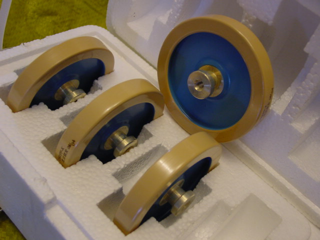 ceramic capacitors CCG81-2