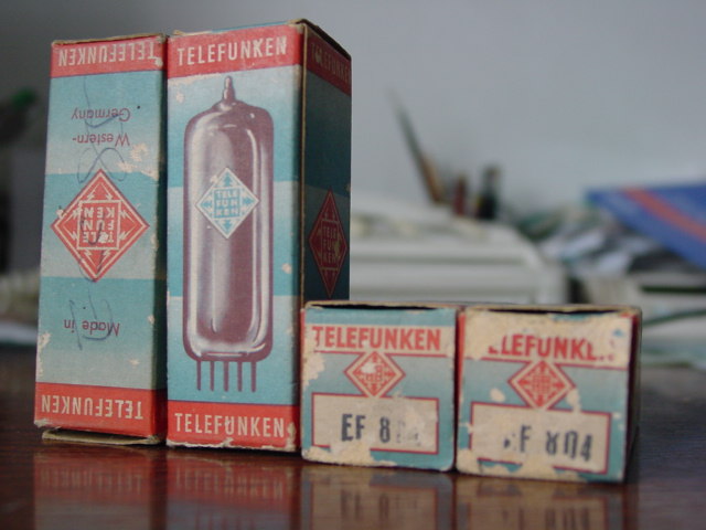 EF804 TELEFUNKEN